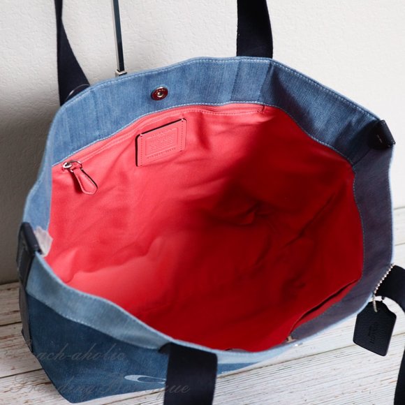 NWT Coach Denim Tote with Horse & Carriage - Picture 9 of 11